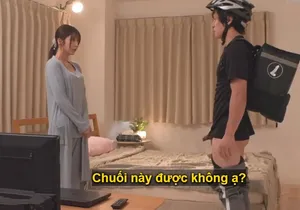Liếc mắt đưa tình với chú công nhân độc thân