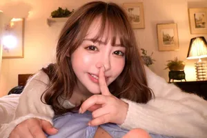 Tôi càng quan hệ với cô ấy lâu, cô ấy càng hét lớn hơn. Tôi xuất tinh vào miệng cô ấy và để cô ấy nuốt nó và nhổ nó ra (Thích và thu thập)