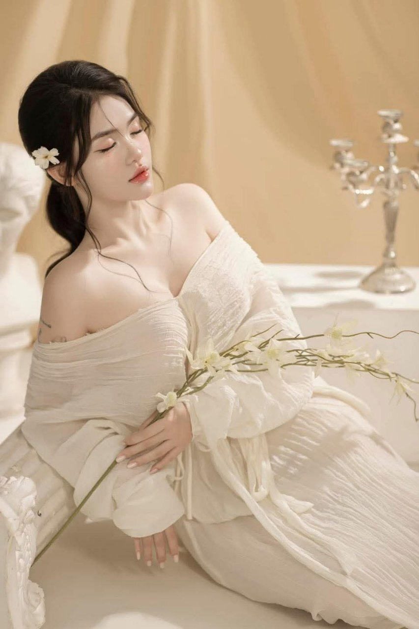 [Tôi là một nhà thám hiểm] Ngoại hình được cải thiện rất nhiều, đặc biệt 3000 tập tin của nữ thần ngoại vi, mỹ nhân có khuôn mặt của người nổi tiếng, nhét lỗ đĩ ngược xuống để cô ấy nhìn thấy thế giới...